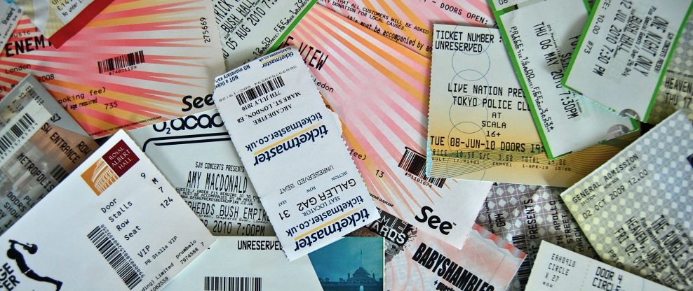 Sens. Blumenthal and Klobuchar Call on DOJ to Investigate Ticketing Industry