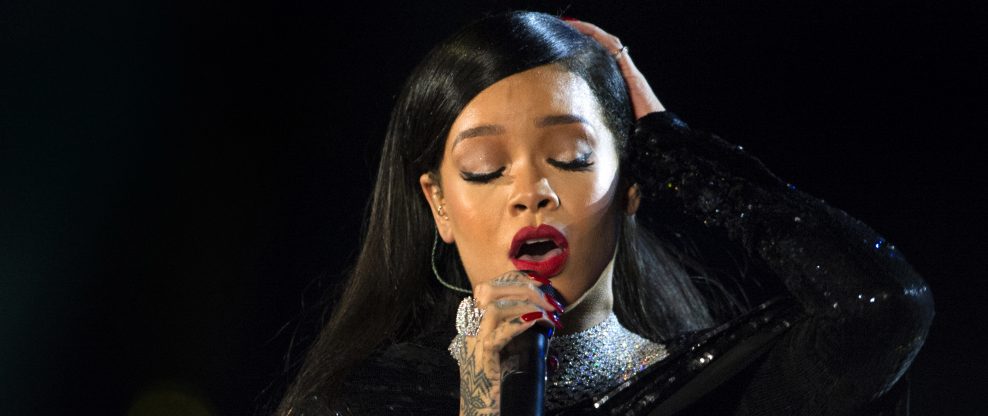 Rihanna Sues Her Father, Claiming He Booked A Fake Tour In Her Name