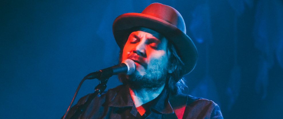 Bullet Hits Chicago Home Of Wilco’s Jeff Tweedy