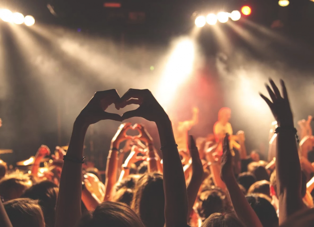 5 Ways to Branch Out with Your Fundraising Entertainment Choices in 2019