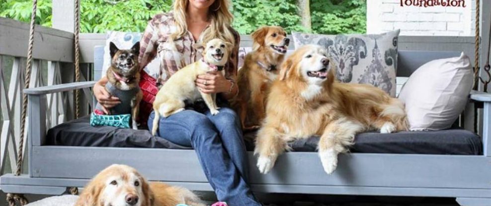 Miranda Lambert's MuttNation Foundation Gives $20K to Animal Shelters